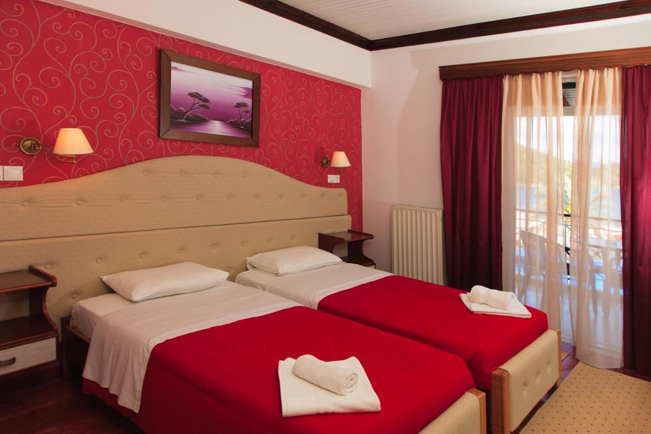 Bed and Breakfast Yannis Nydri  Exterior foto